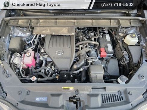 Used 2023 Toyota Highlander XLE image 15
