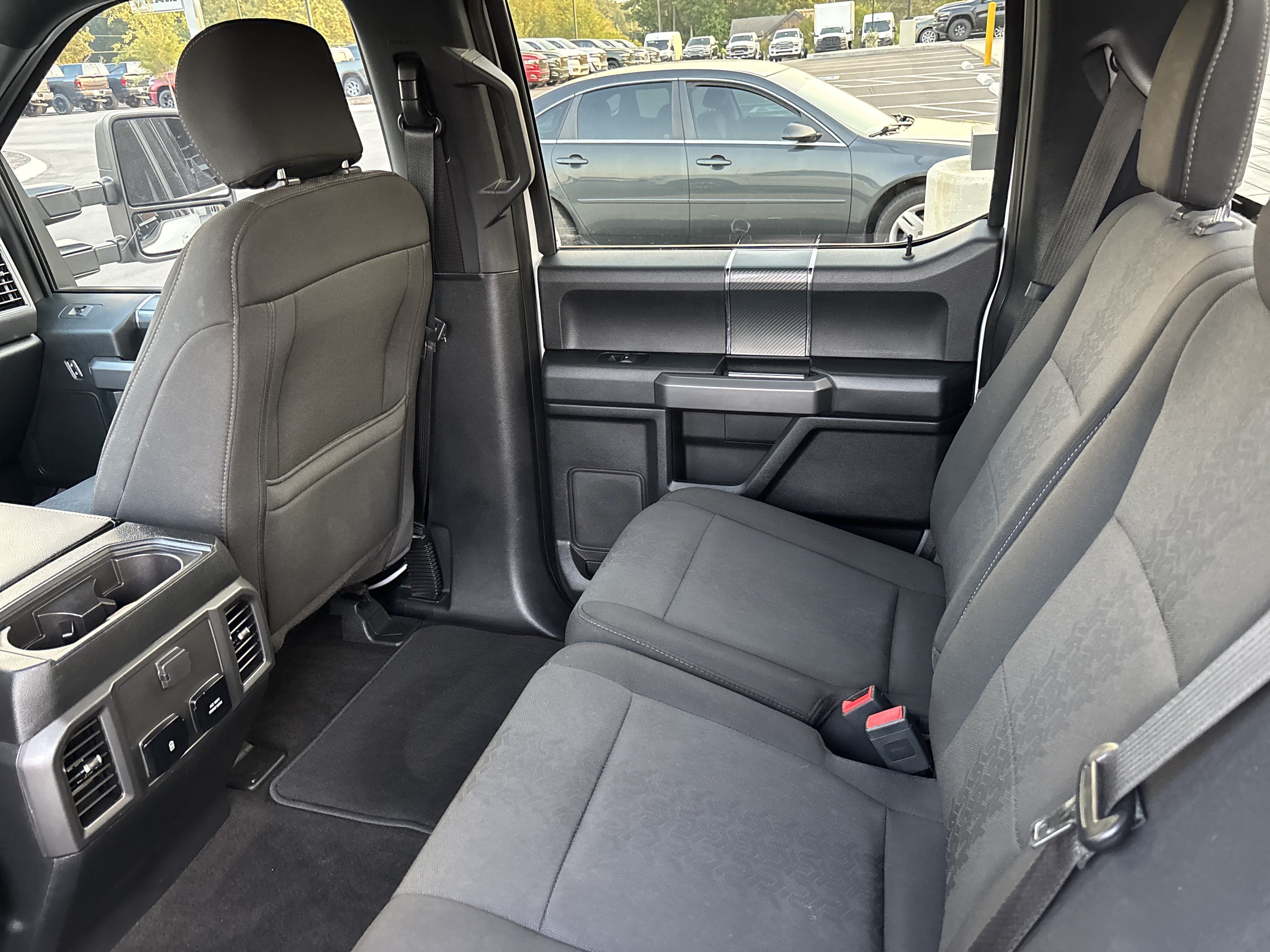 Used 2019 Ford F150 XLT w/ Equipment Group 302A Luxury AWD/4WD image 30