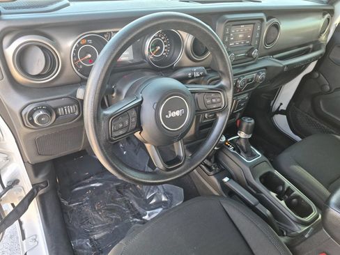 Used 2020 Jeep Wrangler Unlimited Sport AWD/4WD image 11