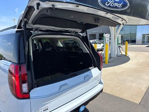 Used 2025 Ford Expedition Max Active AWD/4WD image 28