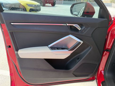 Used 2019 Audi Q3 2.0T Premium Plus AWD/4WD image 14