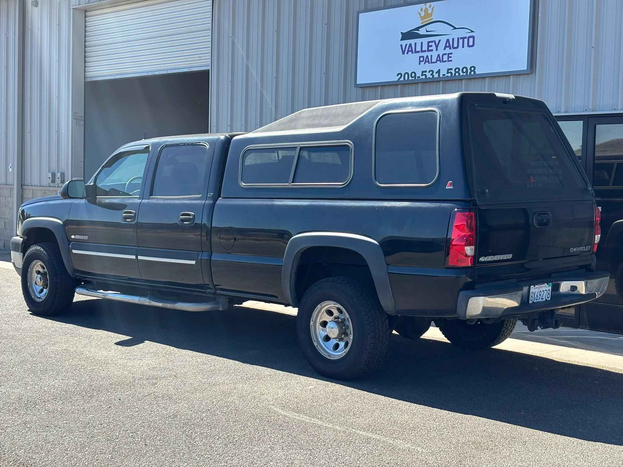 Used 2004 Chevrolet Silverado 2500 LT w/ Skid Plate Package AWD/4WD image 5