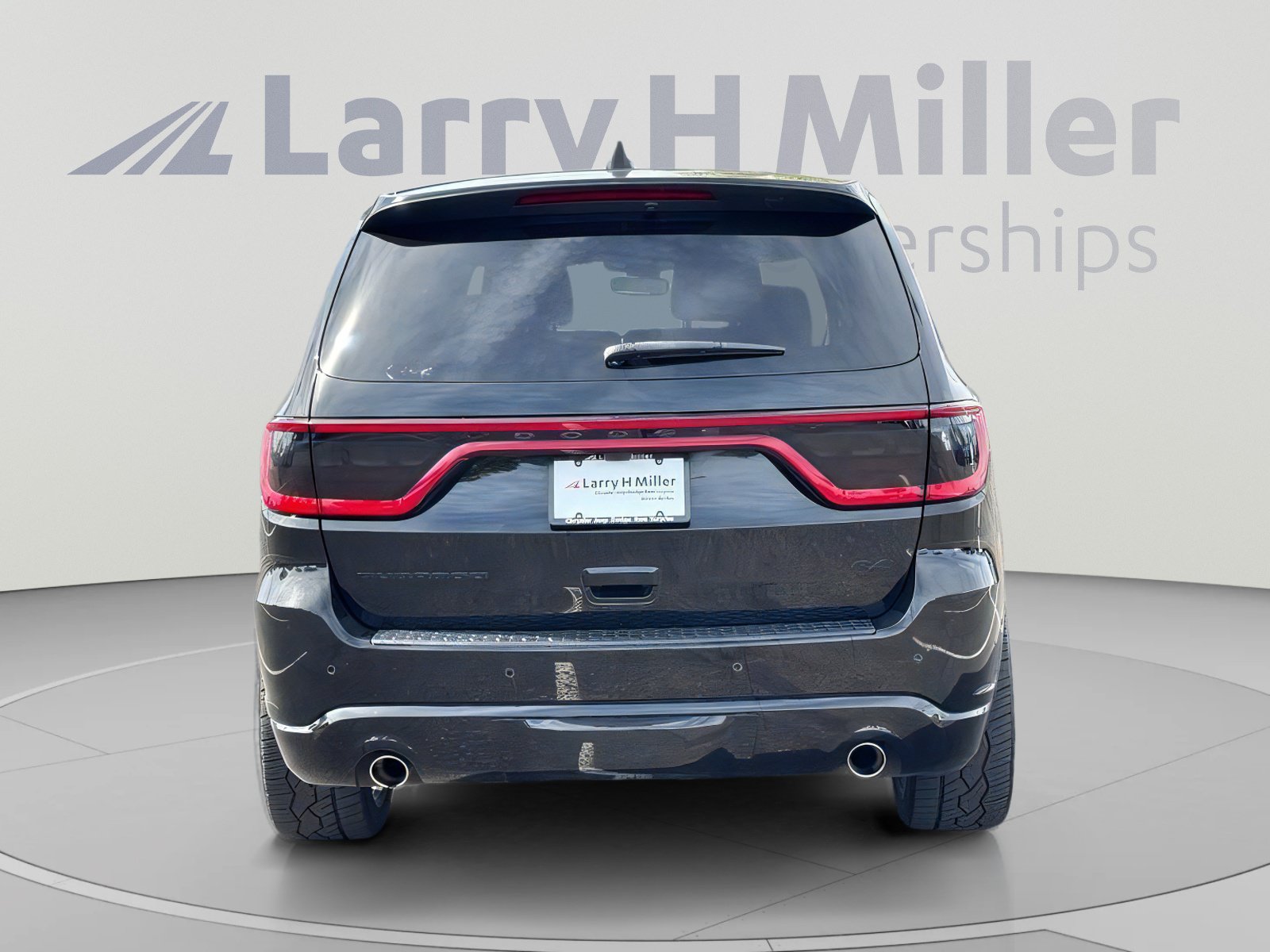 Used 2021 Dodge Durango R/T w/ Blacktop Package RWD image 5