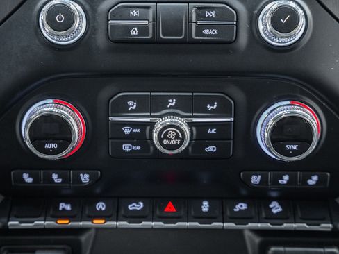 Used 2019 GMC Sierra 1500 AT4 w/ AT4 Premium Package image 29