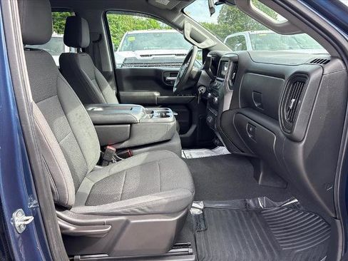 Certified 2020 Chevrolet Silverado 1500 Custom w/ Custom Value Package AWD/4WD image 7