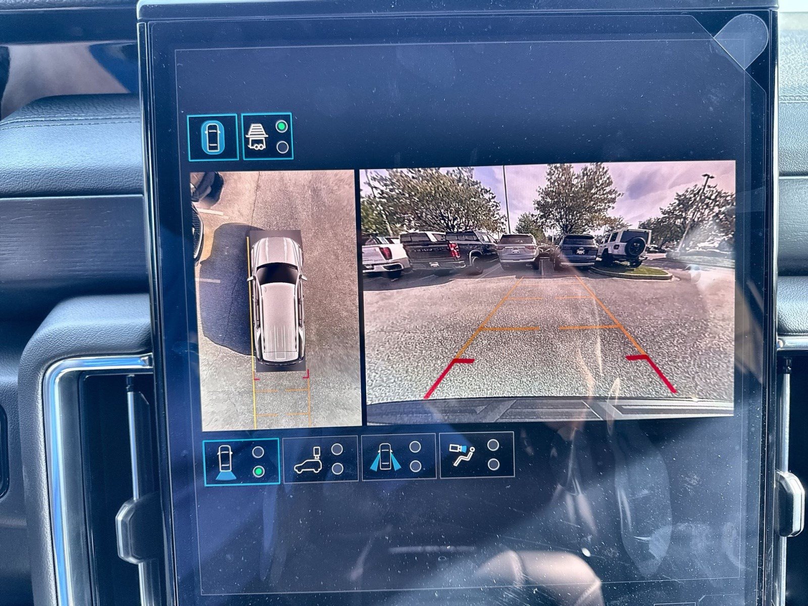 New 2026 GMC Yukon Denali w/ Sun & Power Step Package AWD/4WD image 16