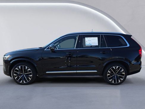 Certified 2025 Volvo XC90 B6 Plus image 6