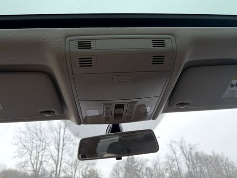 Used 2019 Volkswagen Jetta S image 16