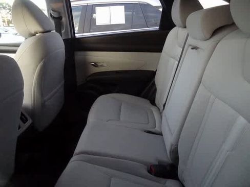 Used 2025 Hyundai Tucson SEL image 9