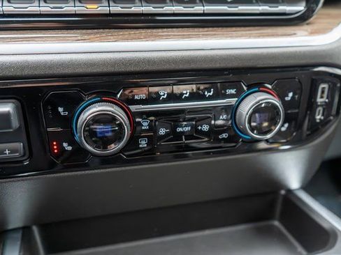 Used 2022 Chevrolet Silverado 1500 RST w/ Z71 Off-Road Package image 29