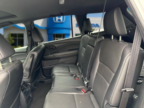 Used 2023 Honda Passport EX-L image 28