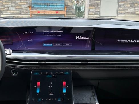 New 2026 Cadillac Escalade Sport AWD/4WD image 19
