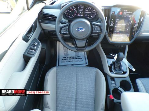 Used 2025 Subaru Forester Premium image 19
