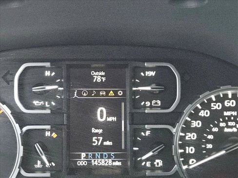 Used 2018 Toyota Tundra SR5 w/ SR5 Upgrade Package RWD image 11