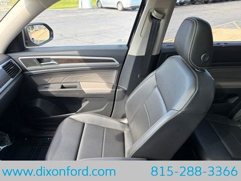 Used 2023 Volkswagen Atlas SE AWD/4WD image 21