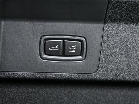 New 2026 Porsche Panamera 4 E-Hybrid AWD/4WD image 33