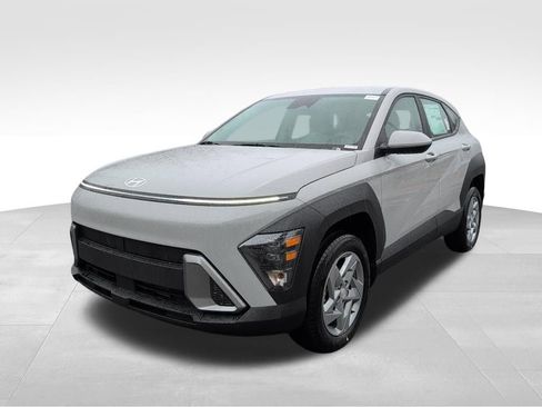 New 2026 Hyundai Kona SE image 3