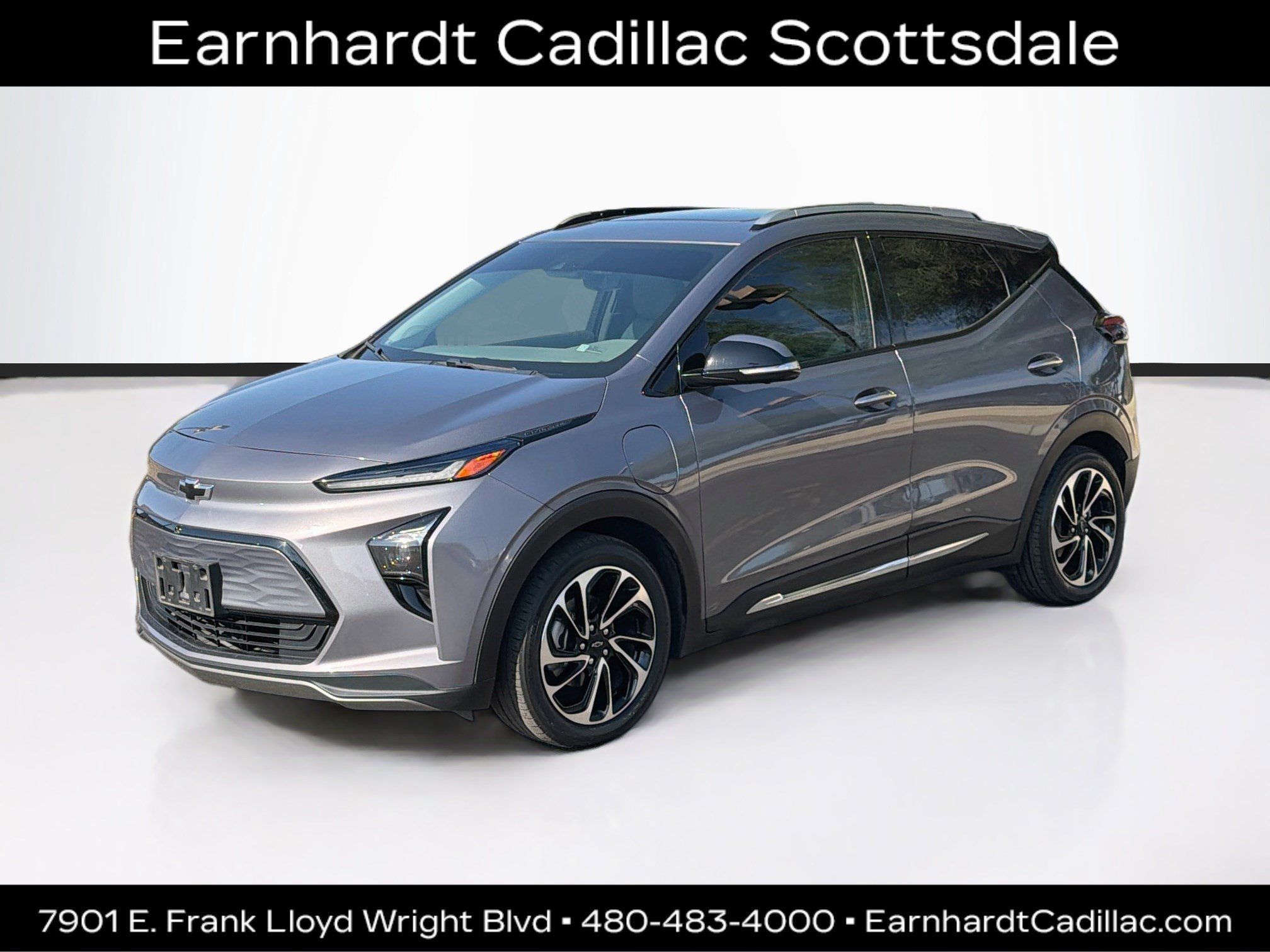 Used 2022 Chevrolet Bolt EUV Premier w/ Sun & Sound Package FWD image 1