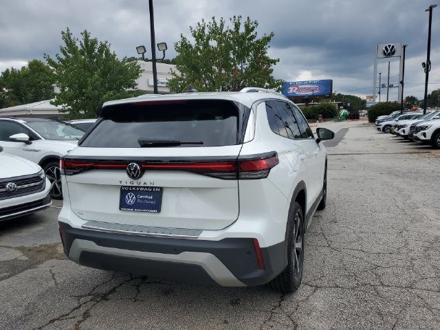 Certified 2026 Volkswagen Tiguan SE FWD image 4