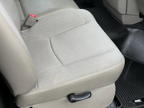 Used 2004 Dodge Ram 2500 Truck ST image 18