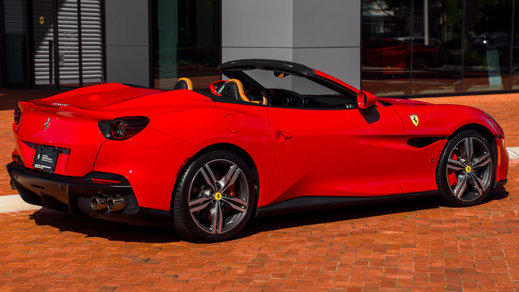 Certified 2022 Ferrari Portofino M RWD image 5