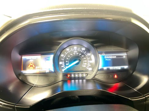 Used 2023 Ford Edge Titanium image 23