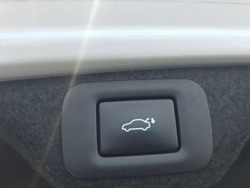 Used 2025 Lexus ES 350 w/ Premium Package FWD image 40