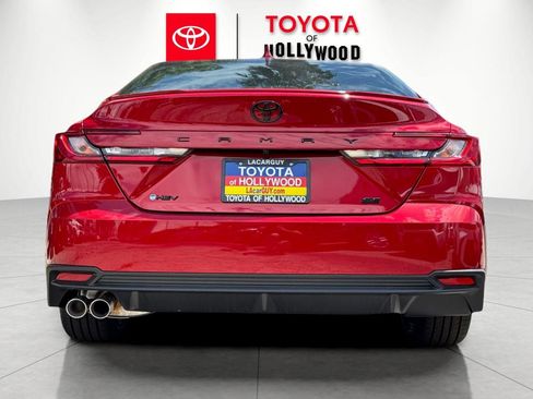 New 2026 Toyota Camry SE FWD image 5