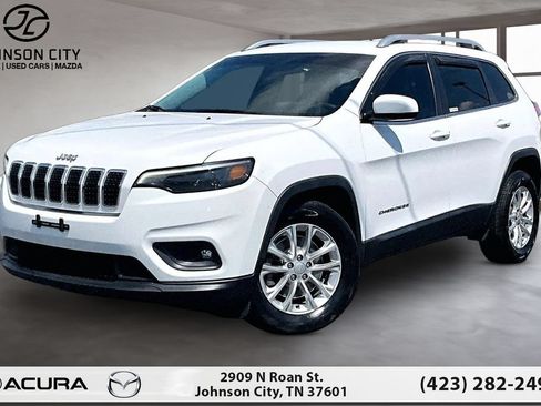 Used 2019 Jeep Cherokee Latitude w/ Popular Appearance Group FWD image 1
