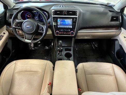 Used 2018 Subaru Outback 2.5i Limited image 21