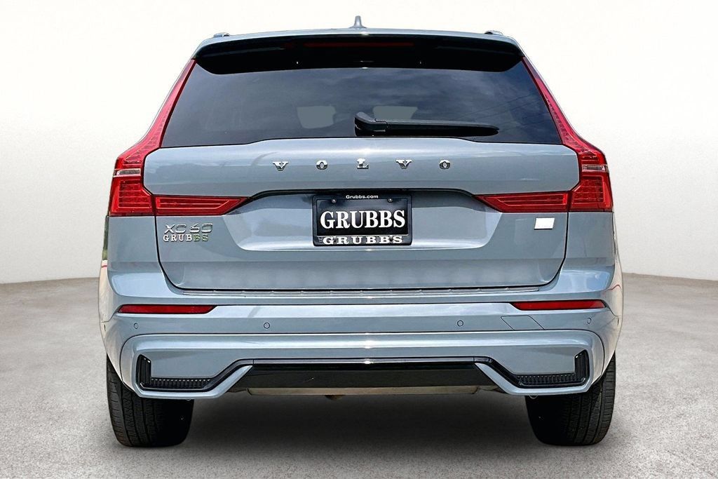 Used 2024 Volvo XC60 T8 Plus w/ Protection Package Premier AWD/4WD image 5