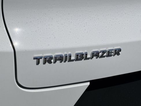 New 2026 Chevrolet TrailBlazer LT image 27