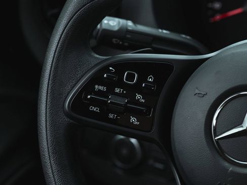 Used 2021 Mercedes-Benz Sprinter 2500 image 23