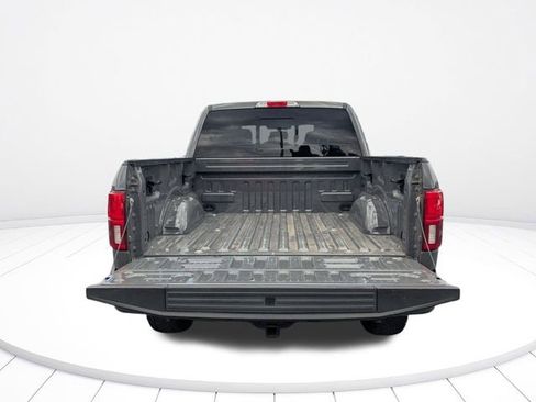 Used 2018 Ford F150 Lariat w/ Equipment Group 502A Luxury AWD/4WD image 12