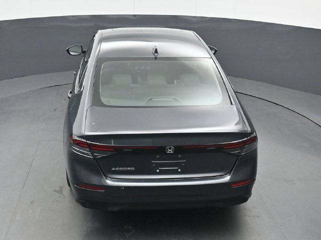Used 2023 Honda Accord EX image 33
