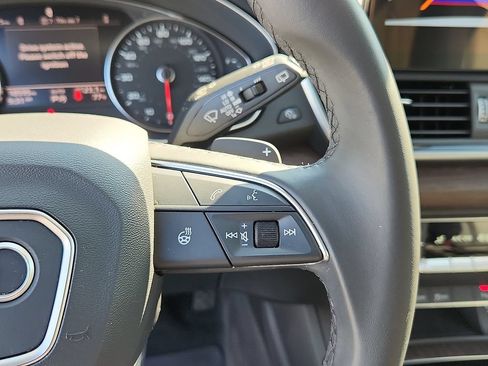 Certified 2024 Audi Q5 Premium AWD/4WD image 22