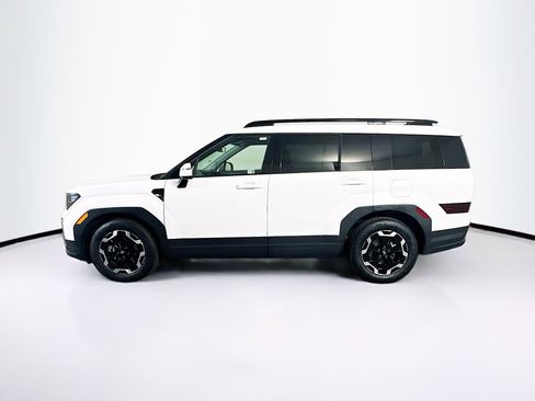 Used 2025 Hyundai Santa Fe SEL image 4