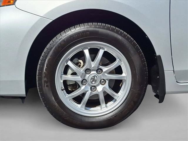 Used 2015 Toyota Prius V Four FWD image 22