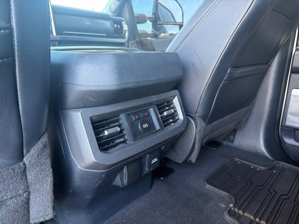 Used 2023 Ford F250 Lariat w/ Sport Appearance Package AWD/4WD image 22