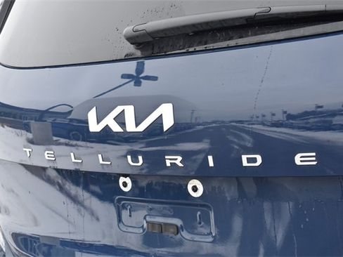 Used 2023 Kia Telluride EX X-Line image 13