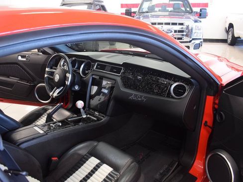 Used 2011 Ford Mustang Shelby GT500 RWD image 71