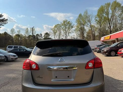 Used 2011 Nissan Rogue S AWD/4WD image 6