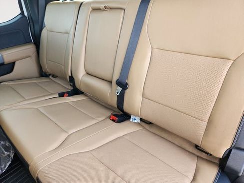 Used 2024 Ford F350 Lariat w/ Camper Package image 13