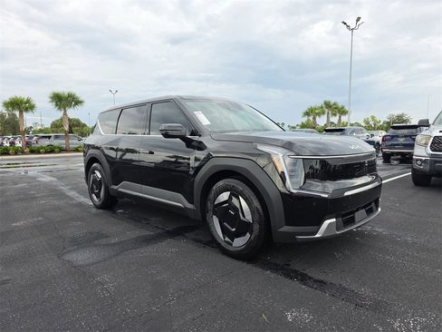 New 2026 Kia EV9 Light image 2