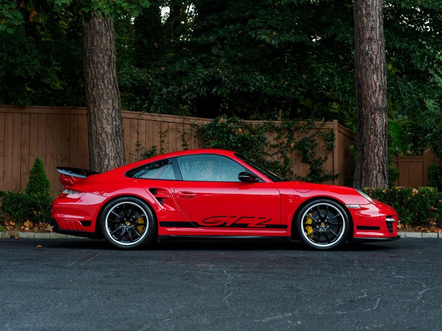 Used 2008 Porsche 911 GT2 RWD image 5