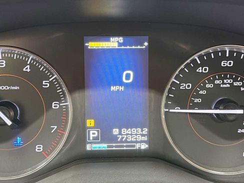 Used 2019 Subaru Crosstrek 2.0i Limited w/ Moonroof Package w/Navigation AWD/4WD image 17