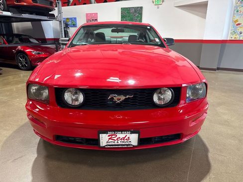Used 2005 Ford Mustang GT Premium image 5