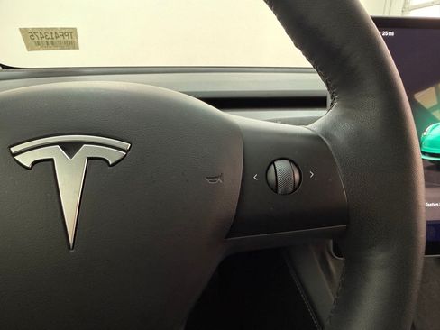 Used 2023 Tesla Model 3 Standard Range RWD image 14
