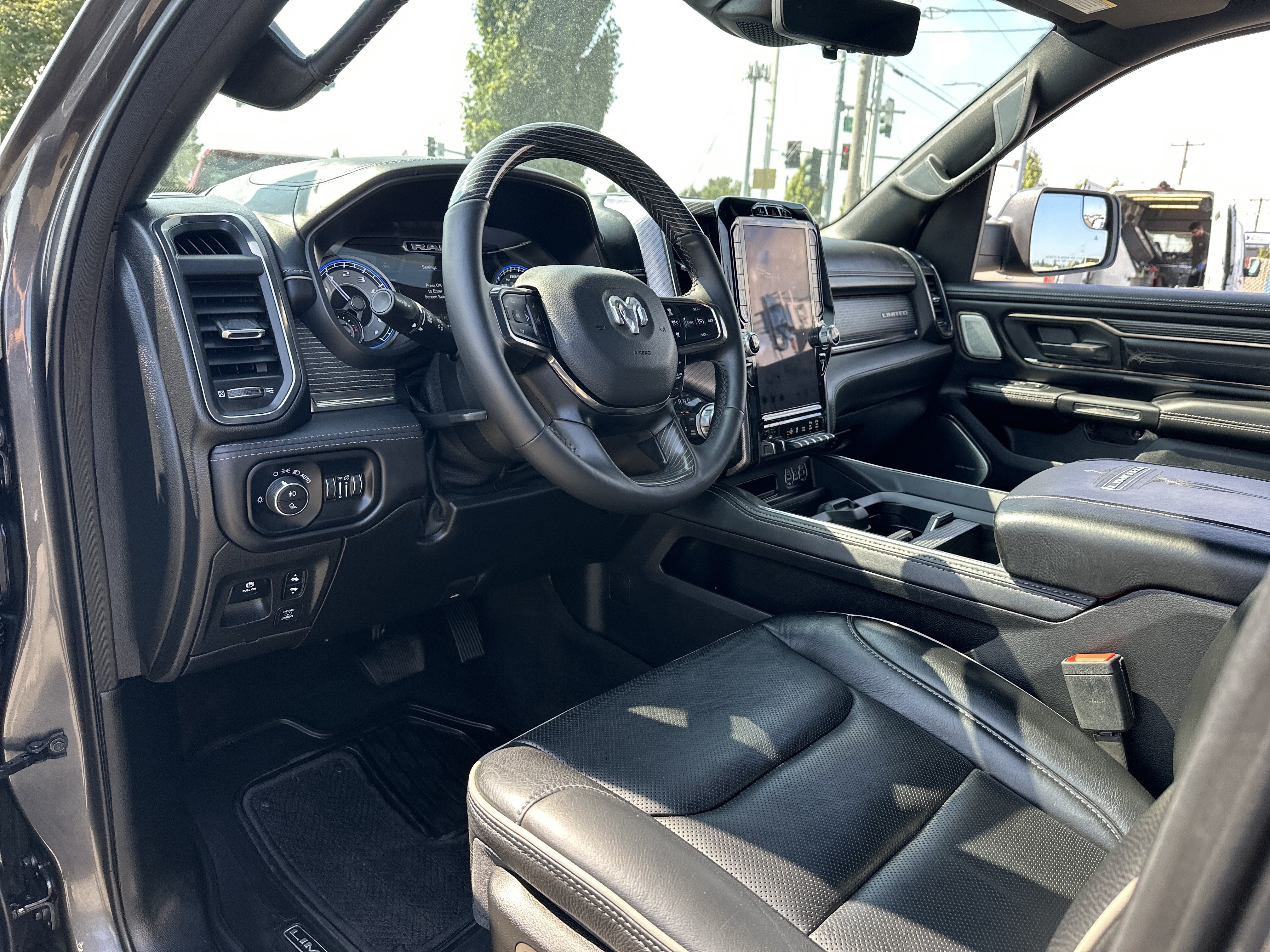 Used 2021 RAM 1500 Limited w/ Night Edition AWD/4WD image 9
