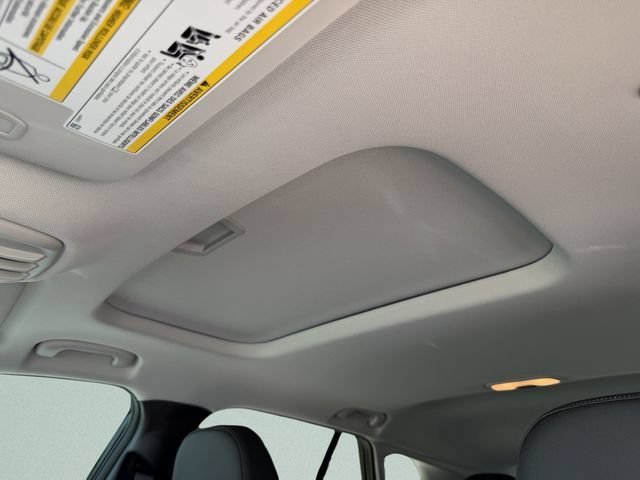 New 2026 Chevrolet Trax LT w/ Sunroof Package FWD image 23